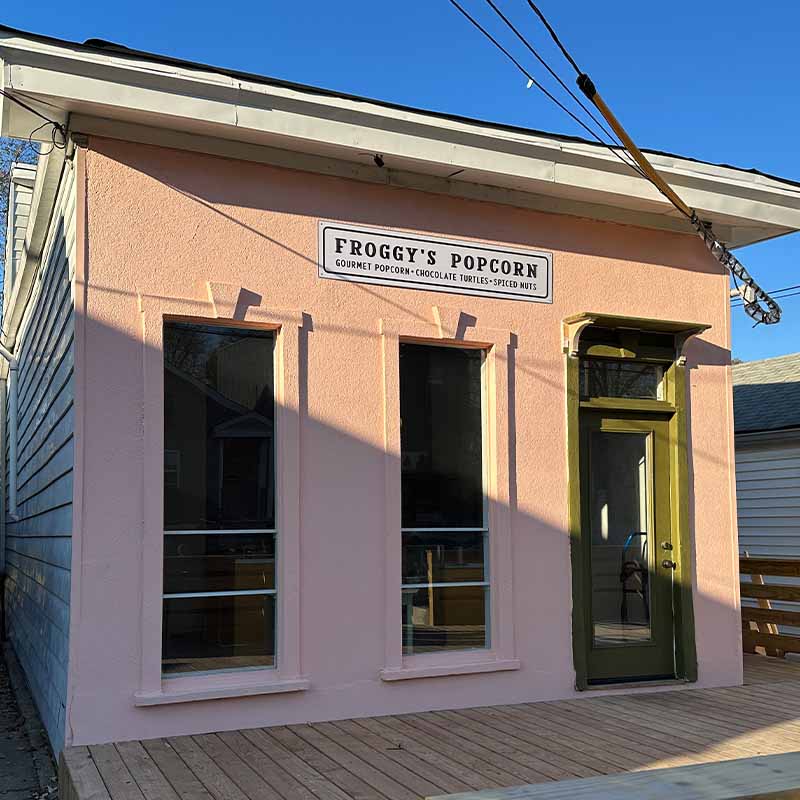 FROGGY’S POPCORN TO OPEN FIRST RETAIL LOCATION ON BARRET AVENUE
